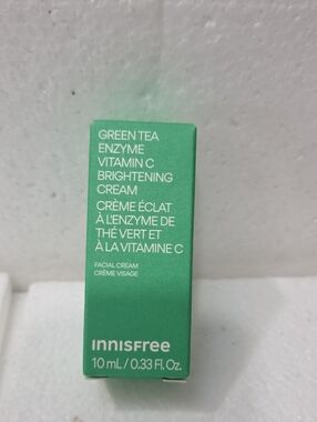 innisfree Green Tea Enzyme Vitamin C Brightening Cream - Green